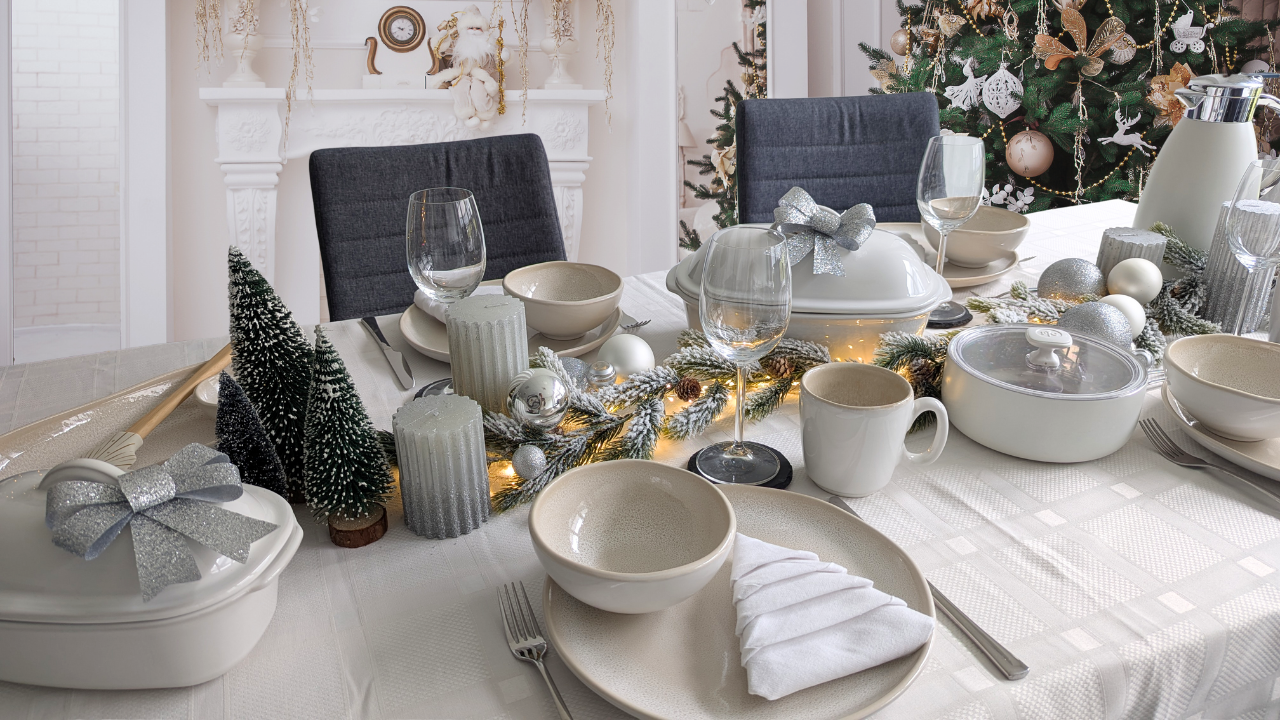 Festlich gedeckter Tisch mit Pampered Chef Geschirr